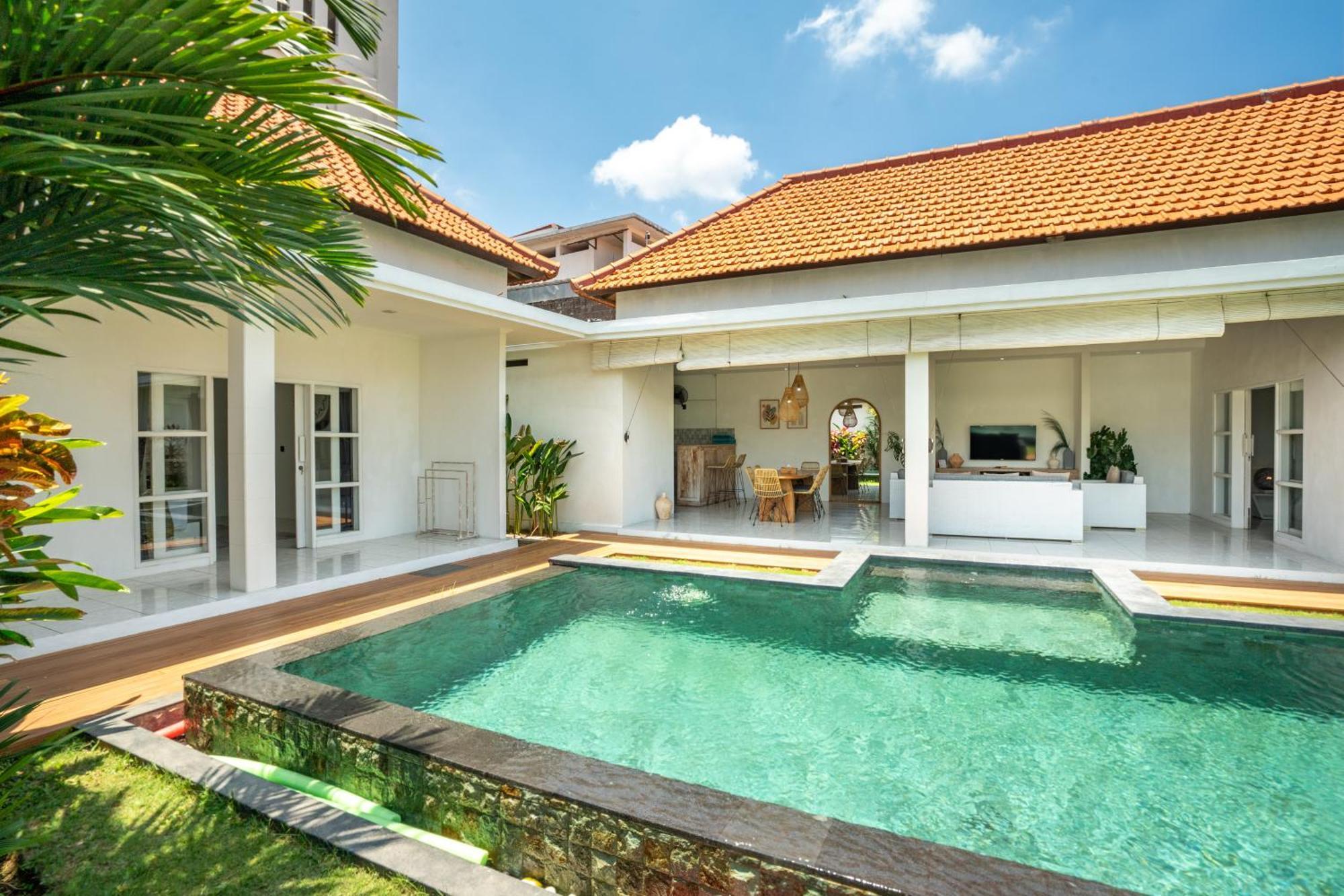 Modern 3 Bedrooms Villa Beach Walking Distance Seminyak  Exterior photo
